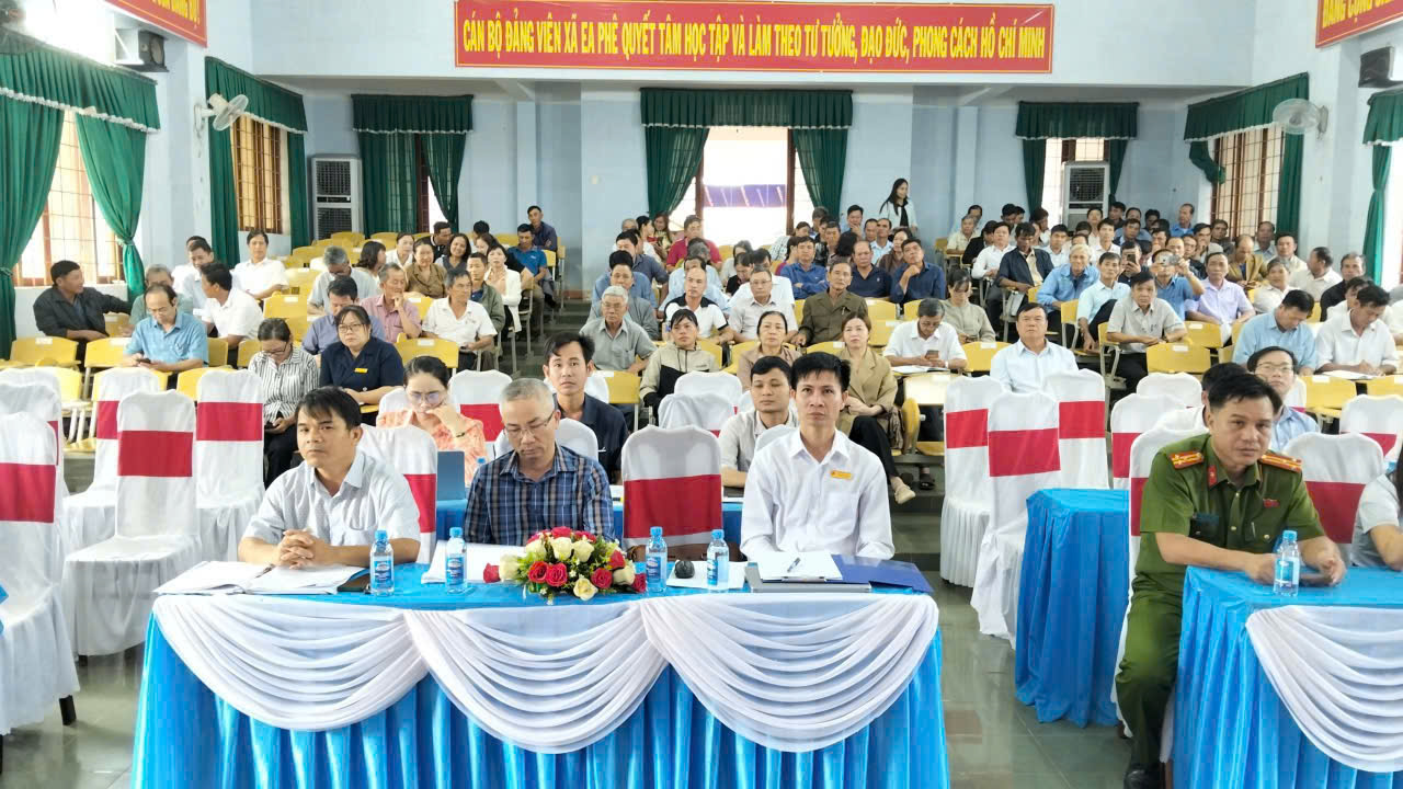 XÃ EA PHÊ PHÁT ĐỘNG PHONG TRÀO THI ĐUA “LÀM GIÀU – LÀM SẠCH DỮ LIỆU ĐẤT ĐAI”